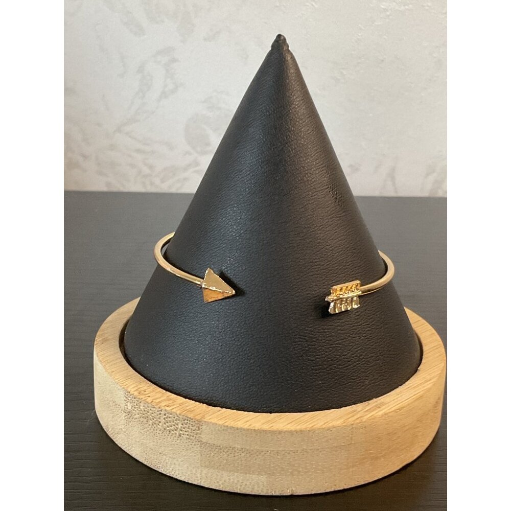 Gold Tone Adjustable Bangle Bracelet Arrow Triangle Accents Womens Jewelry